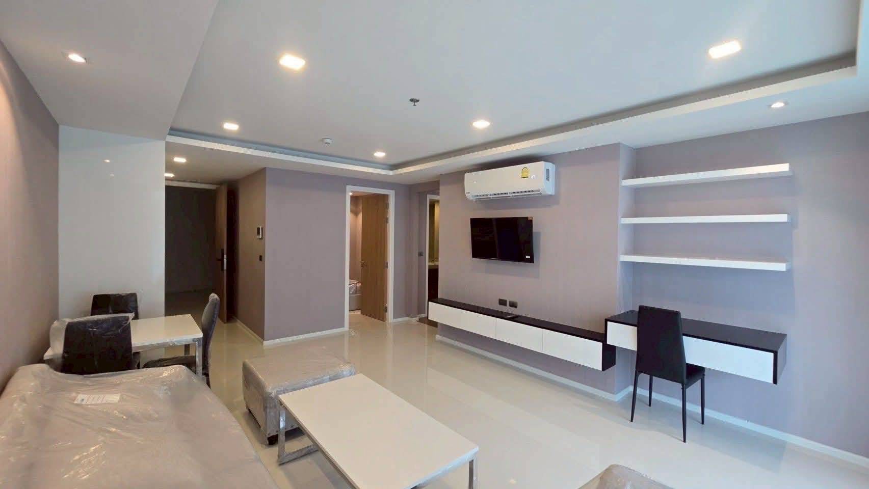 ขายคอนโด 2 ห้องนอน สวยใหม่ พร้อมอยู่ใกล้ ม.ช ถนนคลองชลประทาน